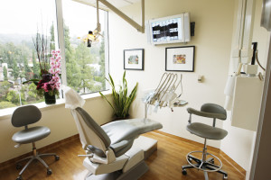 dentist chair in hollywood